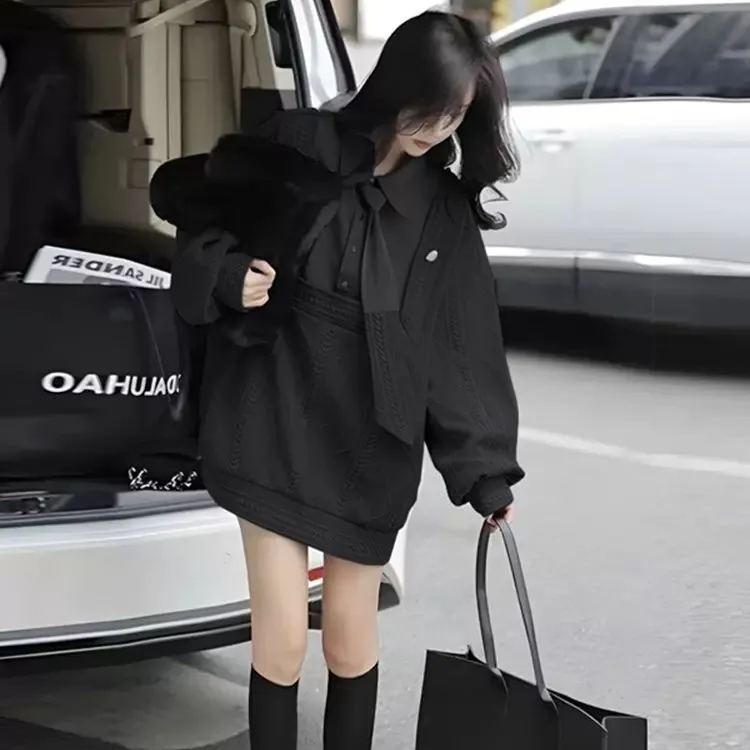 假兩件灰色慵懶風POLO領外穿設計感領帶衛衣-HaloBless