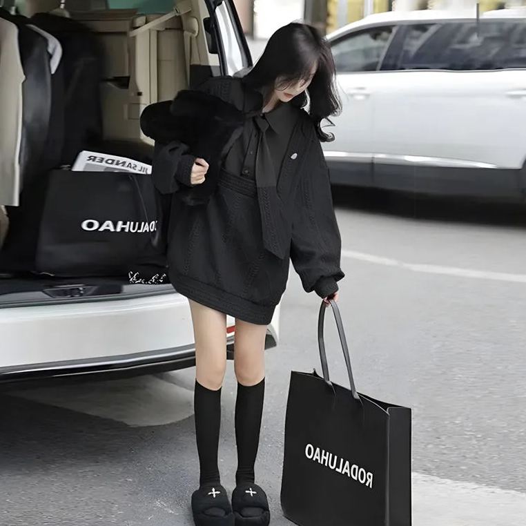 假兩件灰色慵懶風POLO領外穿設計感領帶衛衣-HaloBless