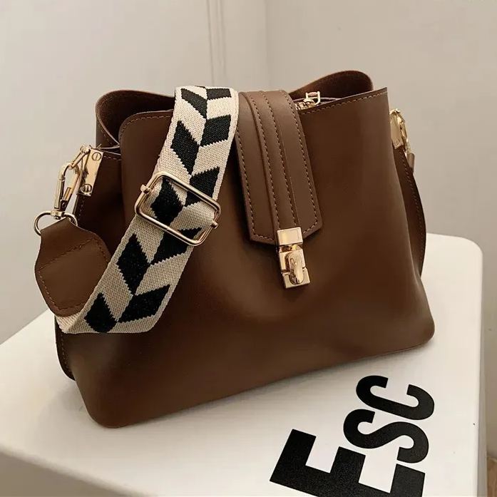 韓版潮流純色水桶包PU車縫線大容量單肩包