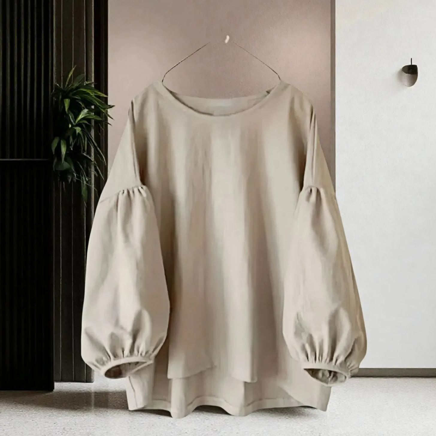 寬鬆休閒素色圓領長袖泡泡袖襯衫-HaloBless