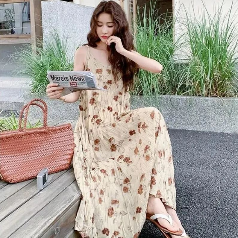 【單件/套裝】法式度假風氛圍感不規則蕾絲罩衫+吊帶碎花裙兩件套-HaloBless