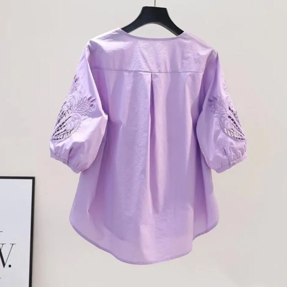 鏤空繡花設計感圓領寬鬆五分袖純棉襯衫-HaloBless