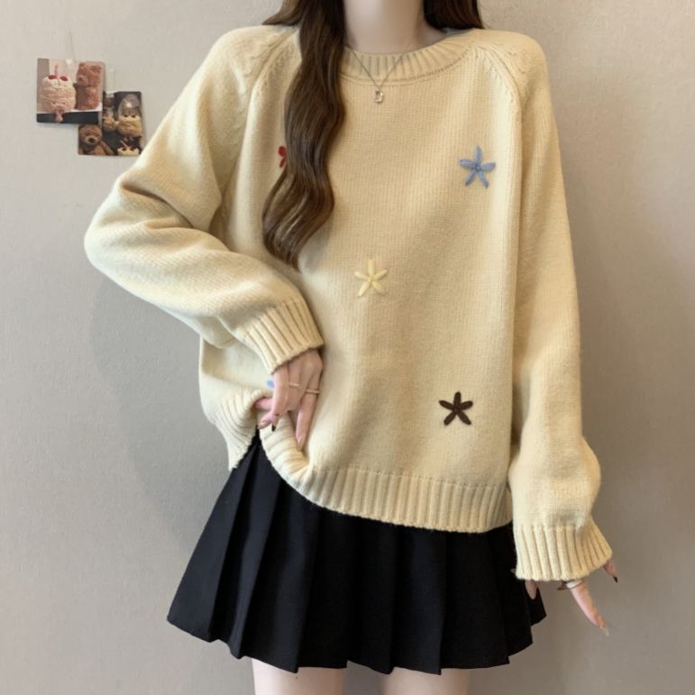 寬鬆顯瘦立體花朵慵懶洋氣圓領針織毛衣