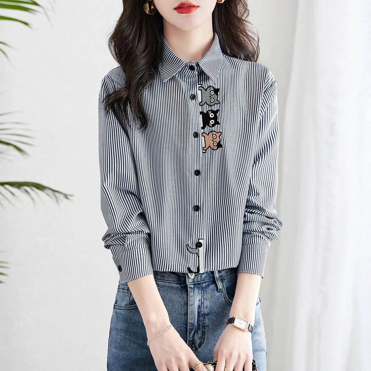 條紋翻領貓咪圖案刺繡通勤長袖氣質襯衫-HaloBless