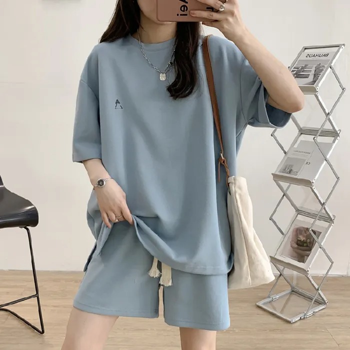 【整套】時尚洋氣減齡寬松遮肉短袖T恤+休閑運動短褲兩件套