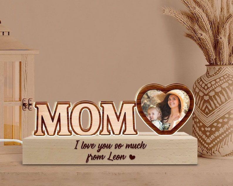 Custom Mom Acrylic Night Light, Mom Photo Frame Gift, Happy Mother’s Day Gift for Mom, Mom Birthday Gift, Gift from Daughter, Mom Room Decor