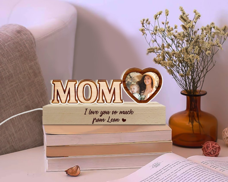 Custom Mom Acrylic Night Light, Mom Photo Frame Gift, Happy Mother’s Day Gift for Mom, Mom Birthday Gift, Gift from Daughter, Mom Room Decor