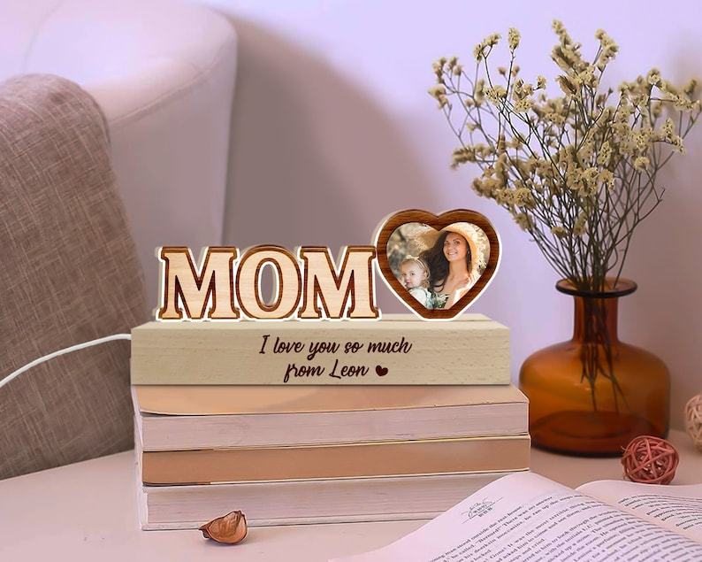 Custom Mom Acrylic Night Light, Mom Photo Frame Gift, Happy Mother’s Day Gift for Mom, Mom Birthday Gift, Gift from Daughter, Mom Room Decor