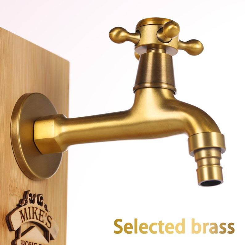 Personalized Embossed Named Wooden Whiskey Dispenser丨Engraved Alcohol Dispenser丨Home Bar Decor丨Beverage Dispenser丨 Fathers Day Gift