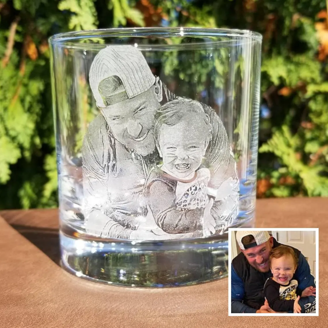 https://uniquegift4u.com/products/etched-picture-rocks-glass-father's-day-dad-gifts-personalized-whiskey-glass-personalized-glassware-custom-portrait-unique-dad-gifts