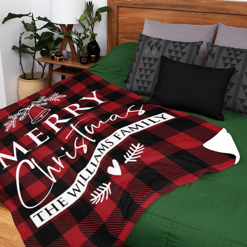 Merry Christmas Blanket | 3 Sizes, 9 Designs | Customizable Fleece Christmas Blanket - Christmas Gifts for Mom, Dad, Her, Him