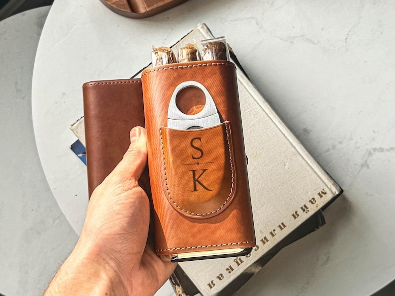 Personalized Leather Cigar Case, Cigar Case With Cutter, Gift for Cigar Lover, Father's Day Gifts