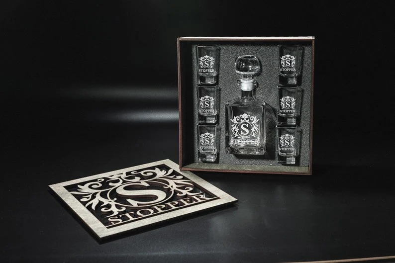 CUSTOM TEQUILA DECANTER SET - Personalized Father's Day Gift for Dad & Grandpa