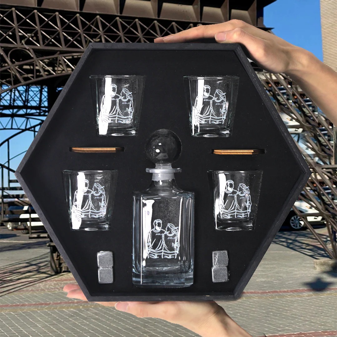 Custom Engraved Outline Photo Whiskey Decanter Set For Whiskey Lovers