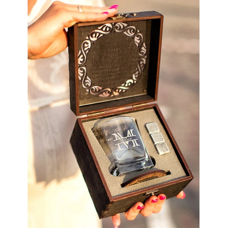 Custom Whiskey Glasses With Whiskey Stones For Whiskey Lovers