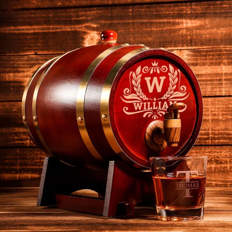 Personalized Engraved 3L Mini Wood Whiskey Barrel - Wedding & Groomsmen Gift for Him