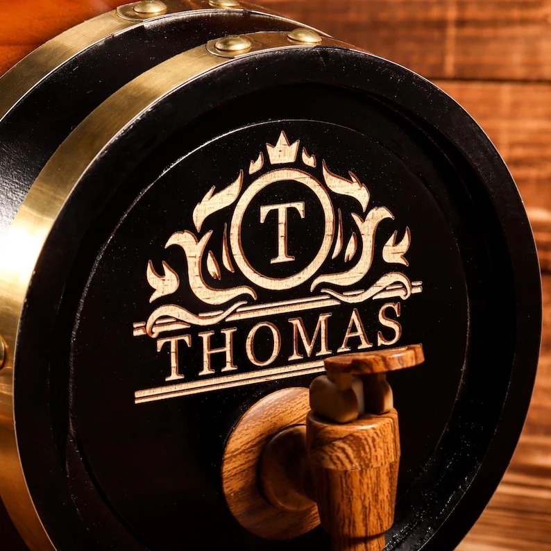 Personalized Engraved 3L Mini Wood Whiskey Barrel - Wedding & Groomsmen Gift for Him