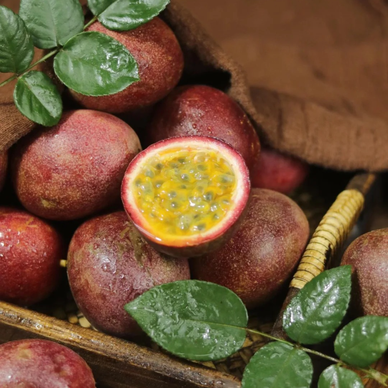 Organic Passion Fruit Seeds 🌿🍹 – Easy to Grow, Nutrient-Rich Tropical Flavor for Health & Home