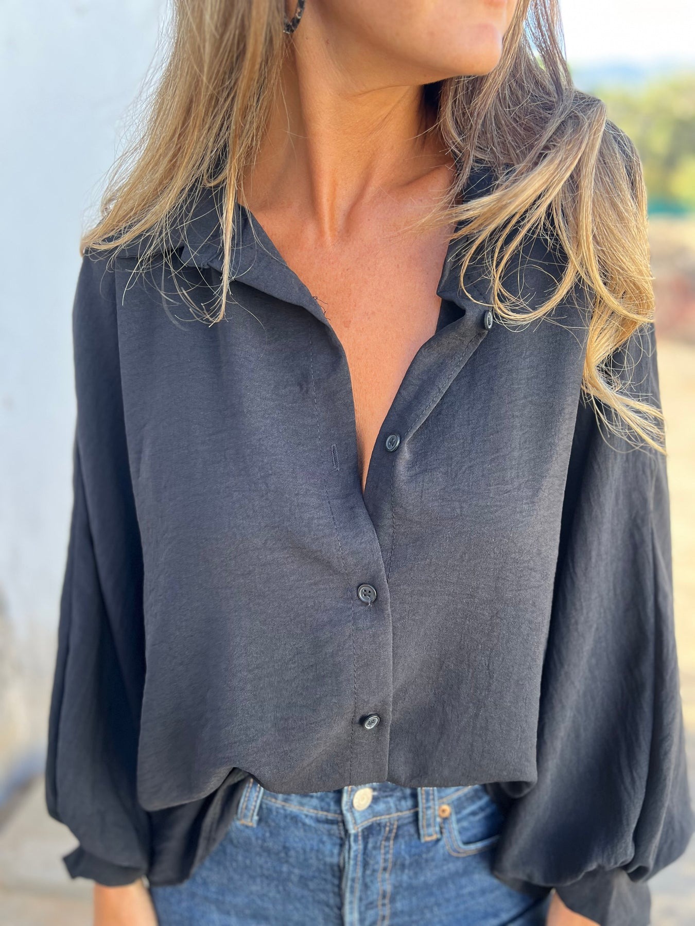 Wide Puffed Sleeves Blouse