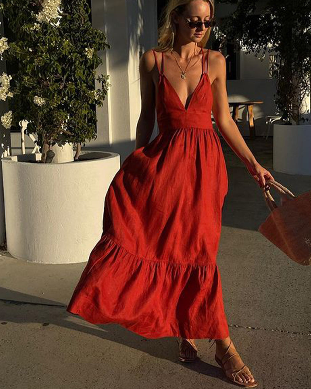 LAST DAY 50% OFF🔥CHIC BACKLESS LACE-UP DRESS