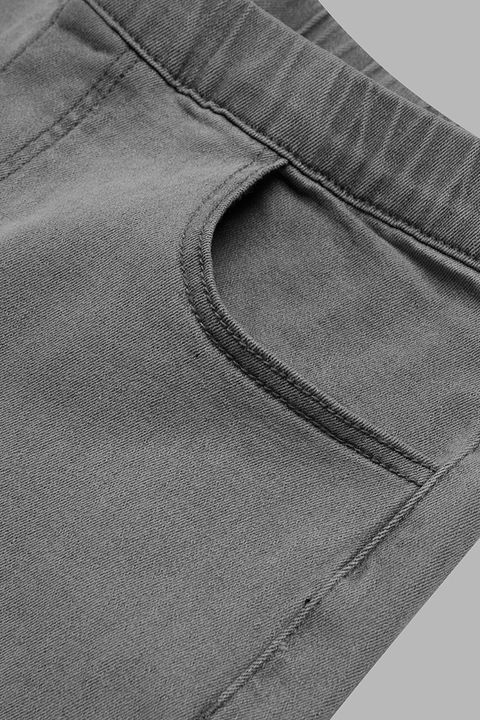Solid Slant Pocket Zip Side Seam Detail Skinny Jeans
