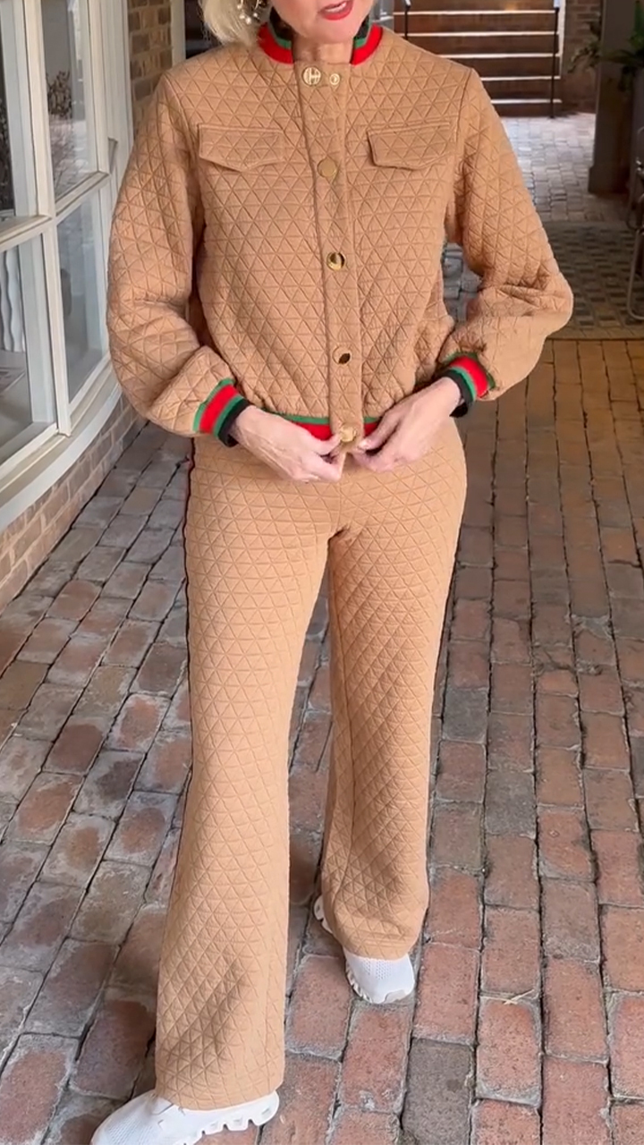 Women Round-neck Button-down Contrasting Jacket + Pants Casual Suit