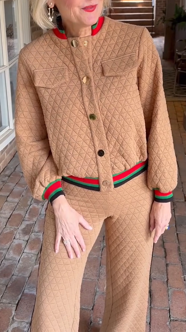 Women Round-neck Button-down Contrasting Jacket + Pants Casual Suit