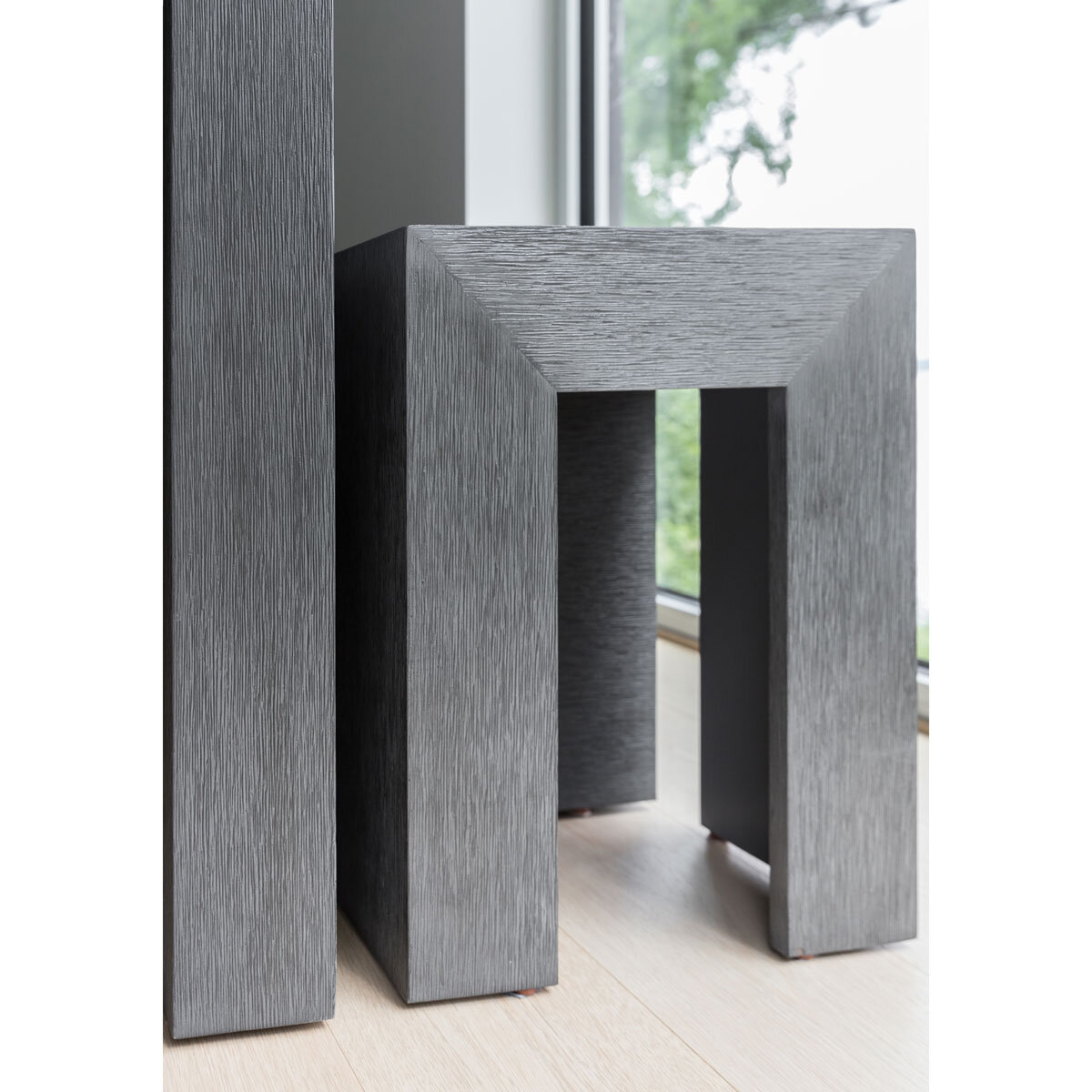 Transfothtrmer Extending Dining Table