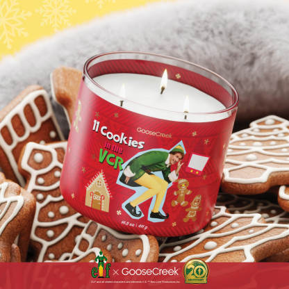 11 Cookies in the VCR 3-Wick Elf Candle