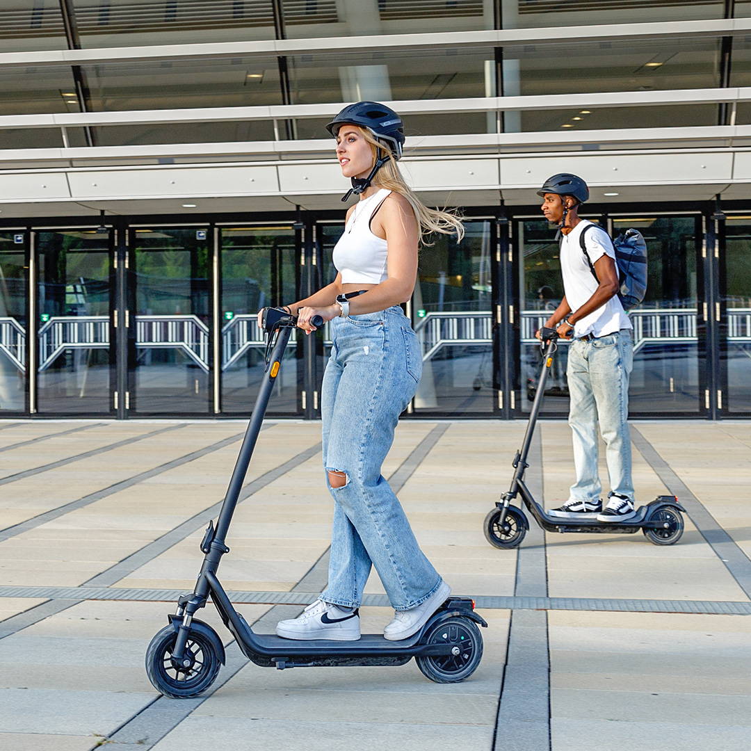 NIU KQi 100F Patinete Eléctrico con Manillar Plegable y Suspensión | Autonomía 29km