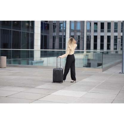 Samsthtonite Proxis Global Carry-On Spinner
