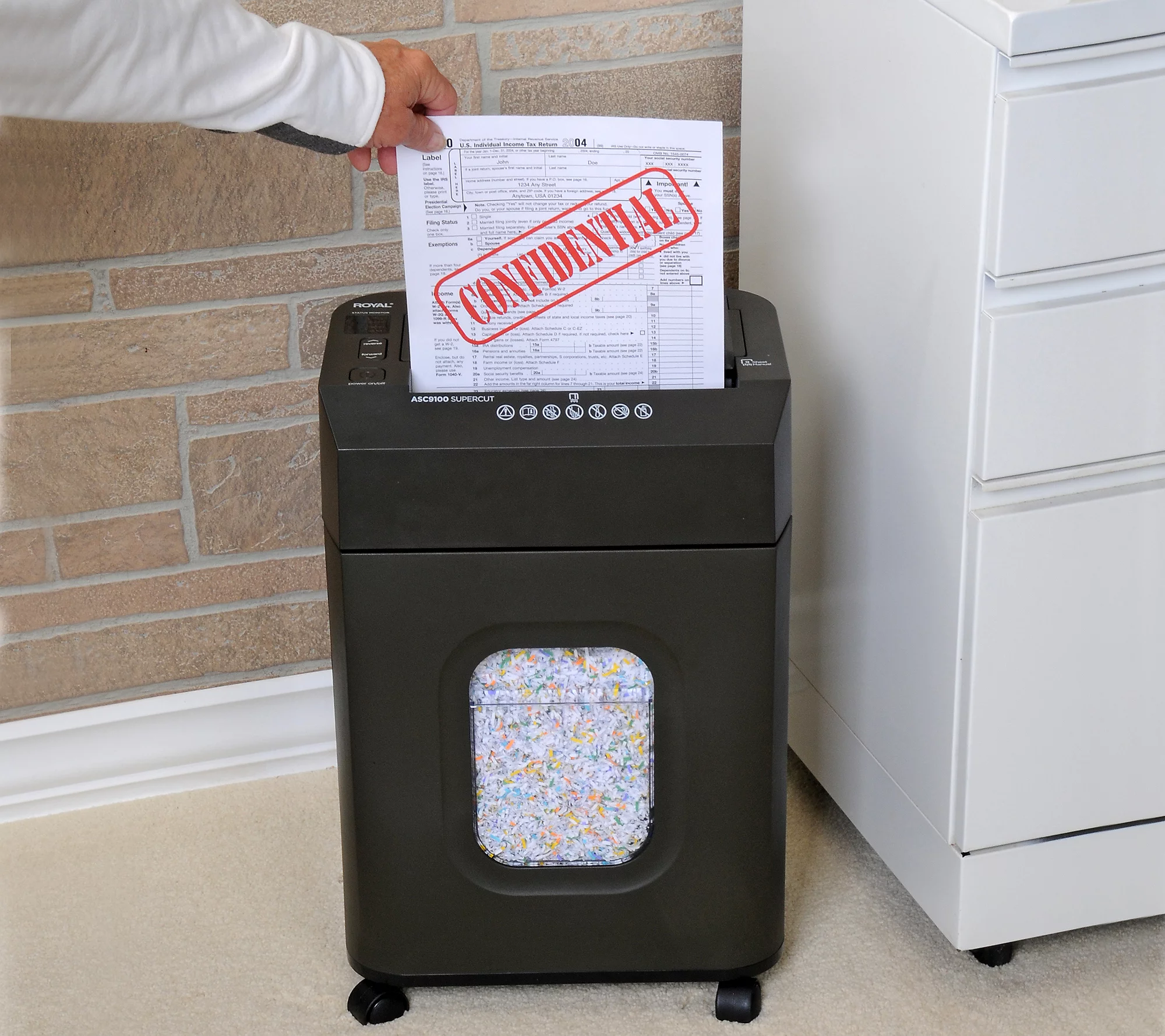 Rothtyal ASC9100 100-Sheet Supercut Autofeed Shredder