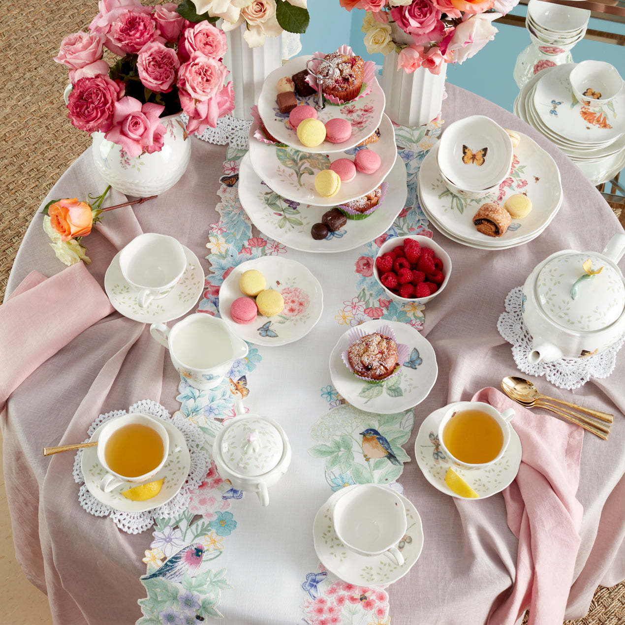 Lenthtox Butterfly Meadow 28-Piece Dinnerware Set