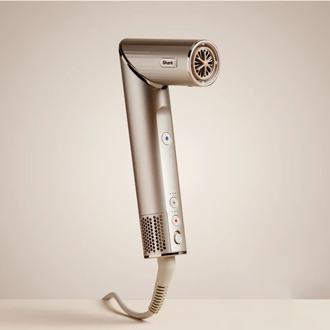 Shark FlexStyle® measures heat 1,000 times per second, ensuring consistent air temperatures and no heat damage.