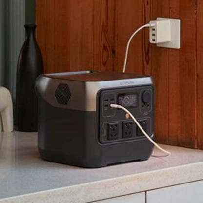 Estación de energía portátil EcothtFlow RIVER 2 [PRO] de 768 Wh/800 W