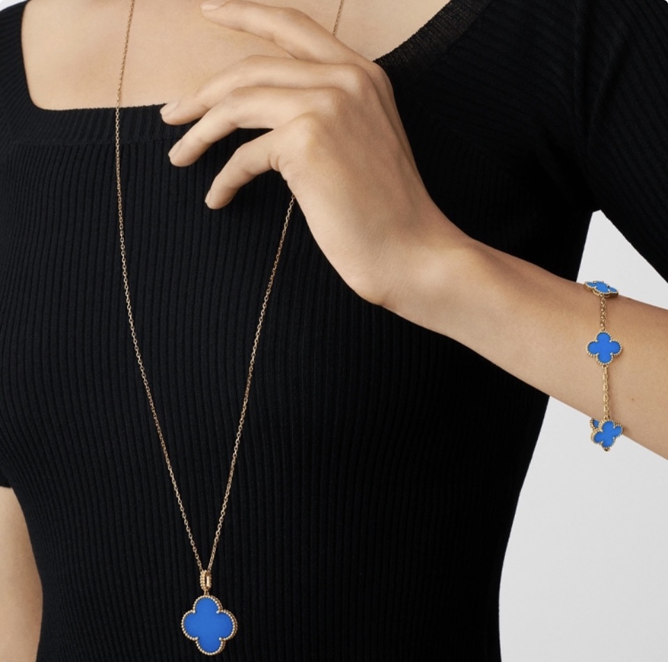 VCA Blue Turquoise Clover Bracelet Blue Five Flower