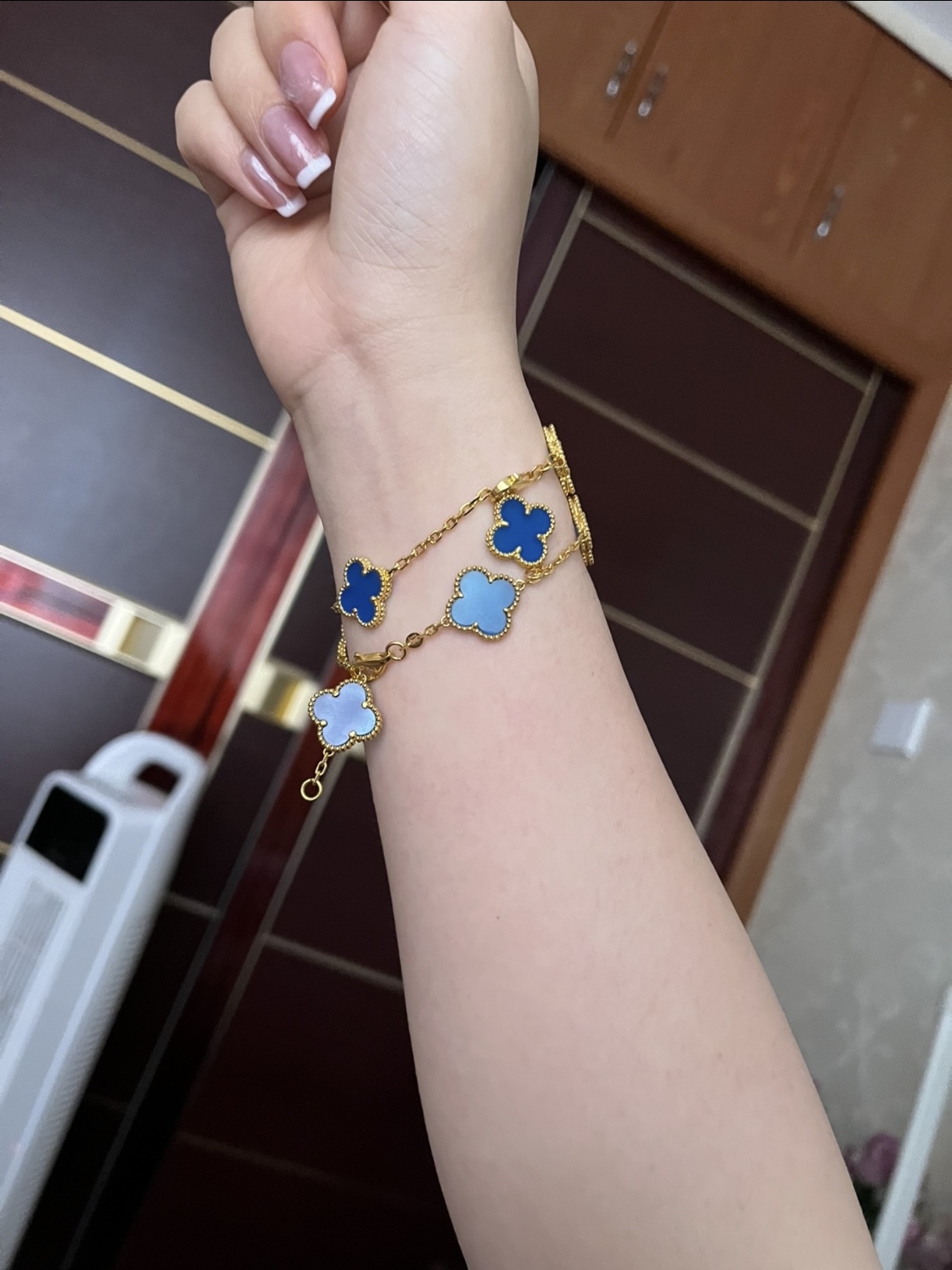 VCA Blue Turquoise Clover Bracelet Blue Five Flower