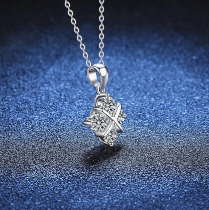 0.5 Carat-2 Carat Center Moissanite Pendant Necklaces for Women in 925 Sterling Silver, 1 Carat Center Moissanite Pendant Necklaces