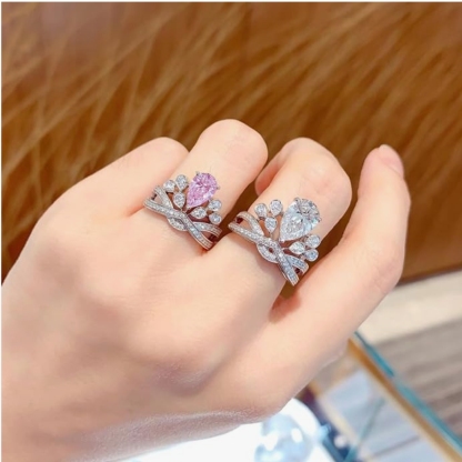 Luxury teardrop pear shaped crown ring simulation diamond ring with coloured moissanite gemstone ring (suitable for Valentine's Day, Christmas, Thanksgiving, Mother's Day lover, girlfriend) ﻿