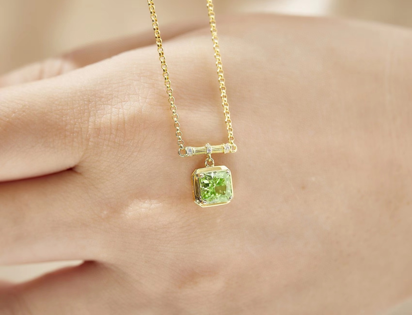 Emerald square diamond necklace