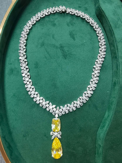 European and American jewelry with both visual and evening wear necklaces