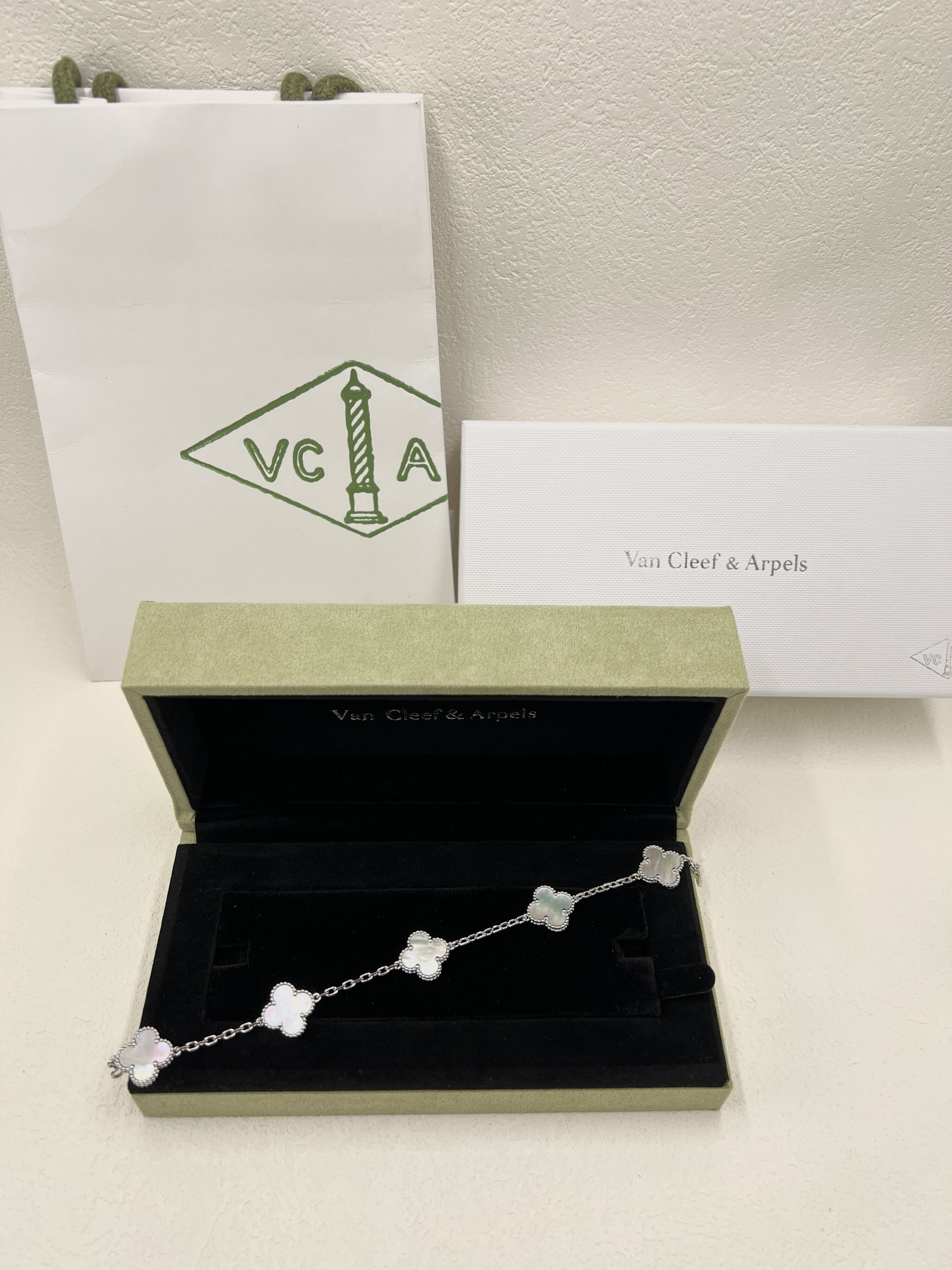 BIG  BRAND BRACELET JEWELRY