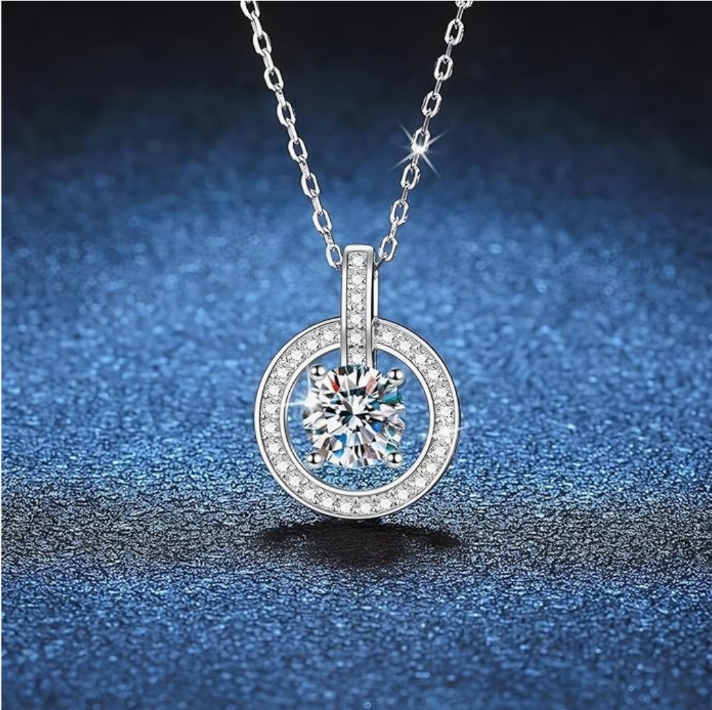 D Color 1ct Moissanite Necklace for Women Simple Round Lockbuckle Pendant 925 Sterling Silver Clavicle Chain Jewelry