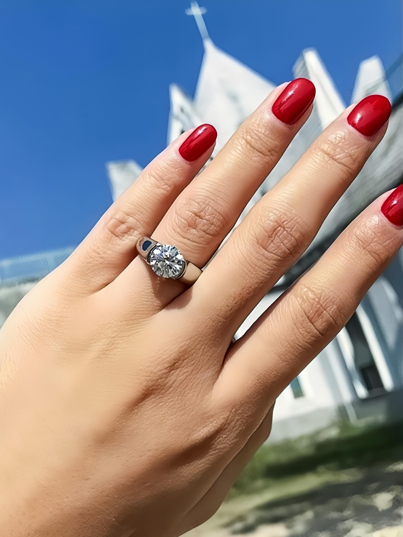 2 Carat Moissanite Half Bezel Set Ring for Women Platinum Plated Silver D color VVS 8mm Moissanite Diamond Solitaire Engagement Promise Band