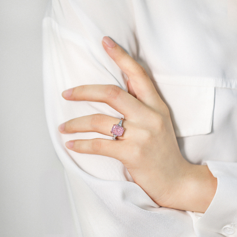  TL-523  New S925 sterling silver flower shaped high carbon diamond powder gemstone ring, women's rectangular colored treasure