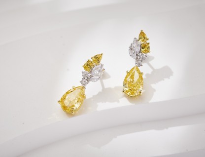 4CT YELLOW MOISSANITE DIAMOND Reading Pear shaped Earrings