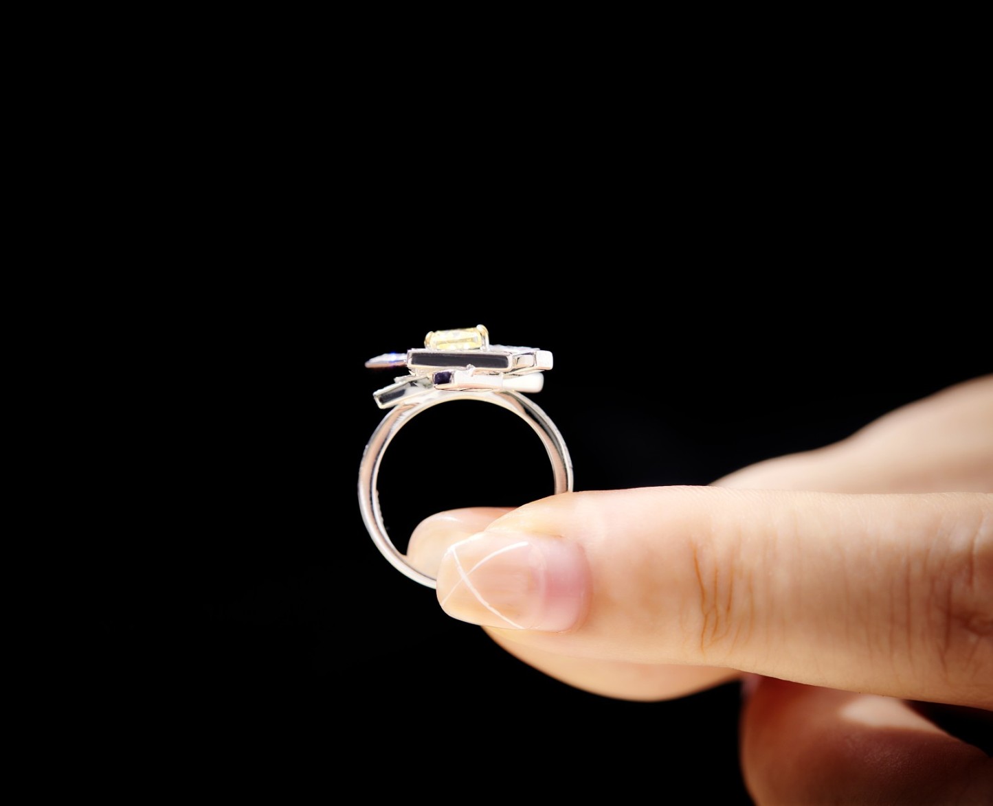 yellow moissanite jewelry Interwoven Thread Ring