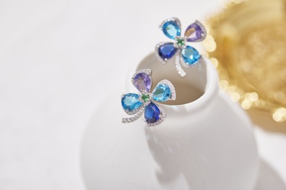 Colored Diamond Clover Four leaf clover earrings