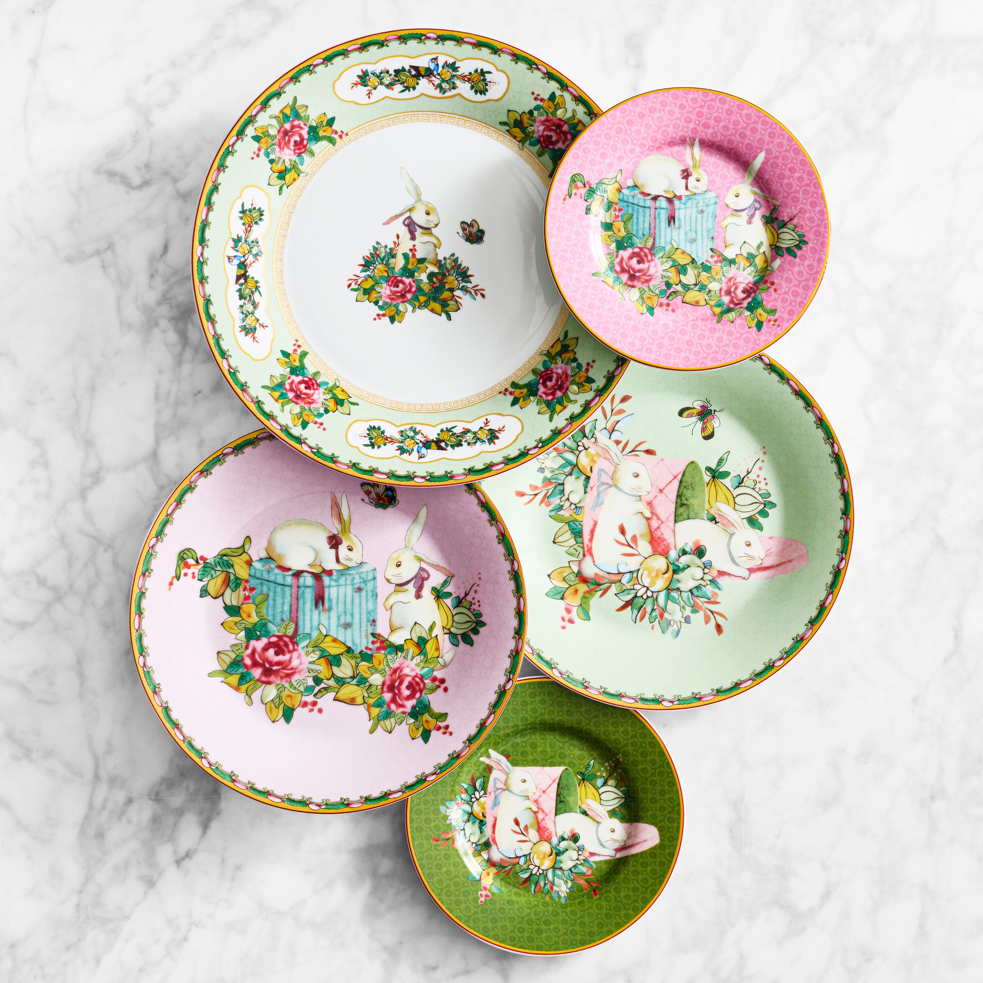 Famille Rose Bunny Appetitzer Plates, Set of 4