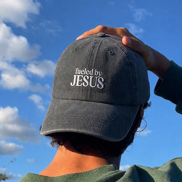 Caps